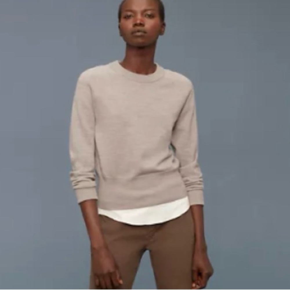 Aritzia Golden wool sweater size small